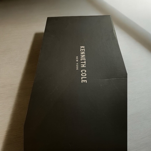 Kenneth Cole Brown Leather Heeled Boots Sz 6.5 M - Picture 6 of 6